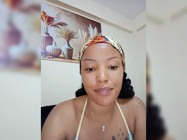 BeautifulGia live cam on BongaCams