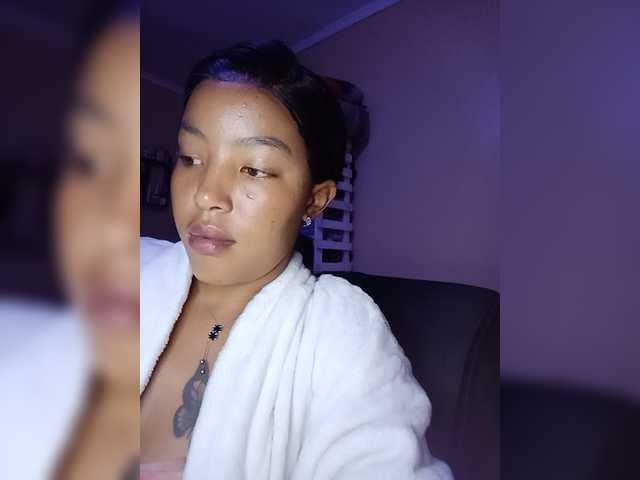 BeautifulGia live cam on BongaCams