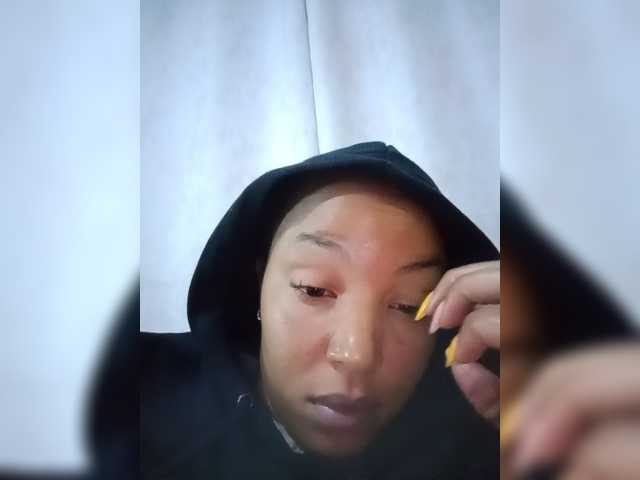 BeautifulGia live cam on BongaCams