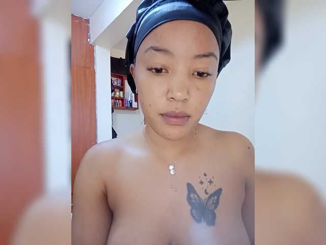BeautifulGia live cam on BongaCams