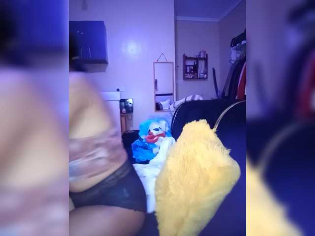 BeautifulGia live cam on BongaCams