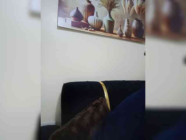 BeautifulGia webcam