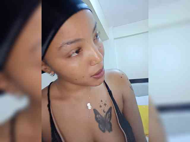 BeautifulGia webcam