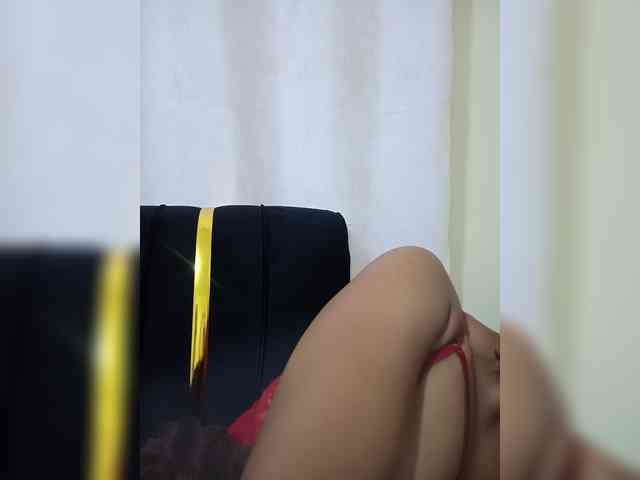 BeautifulGia webcam