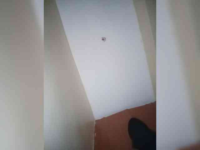 BeautifulGia webcam