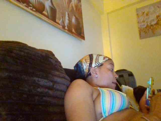 BeautifulGia webcam