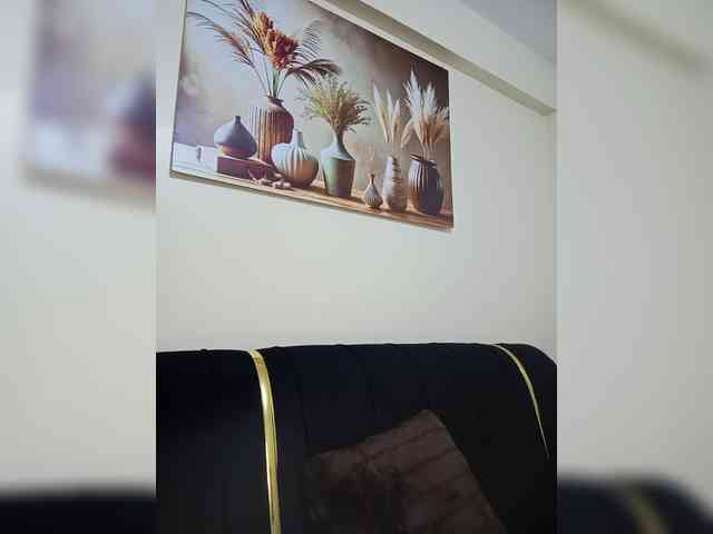 BeautifulGia webcam