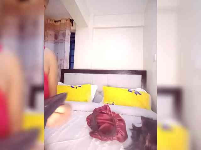 BeautifulGia webcam