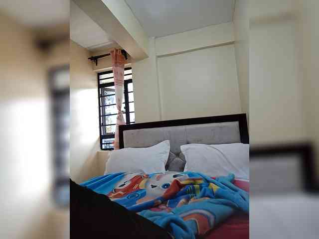 BeautifulGia webcam