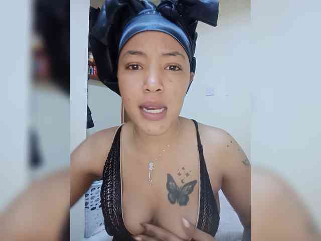 BeautifulGia webcam