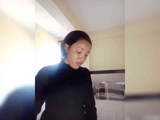 BeautifulGia webcam