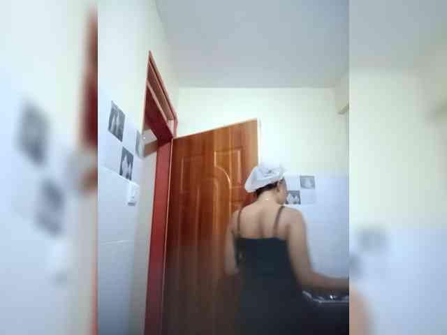 BeautifulGia webcam