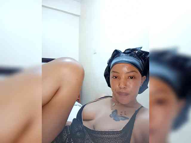 BeautifulGia webcam