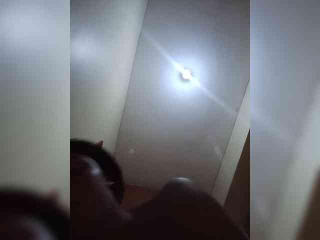 BeautifulGia webcam