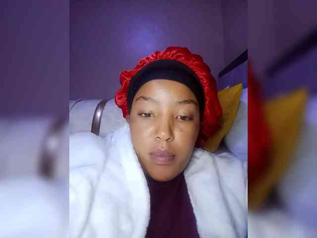 BeautifulGia webcam