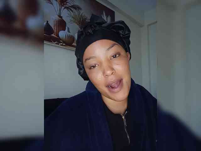 BeautifulGia webcam