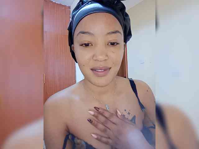 BeautifulGia webcam