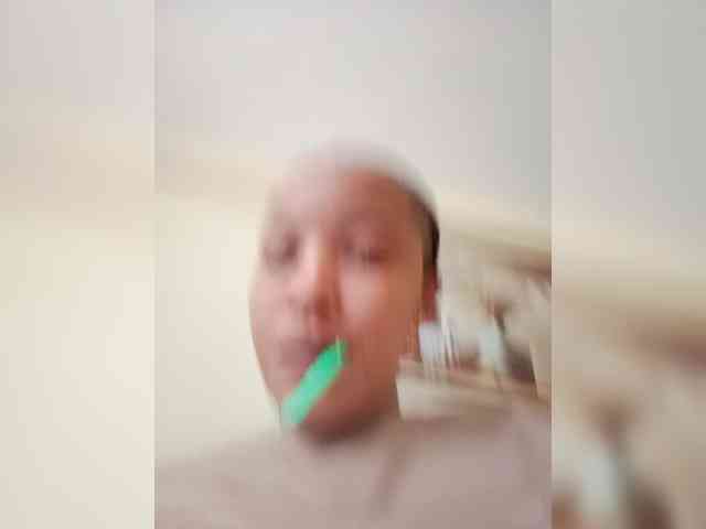 BeautifulGia webcam
