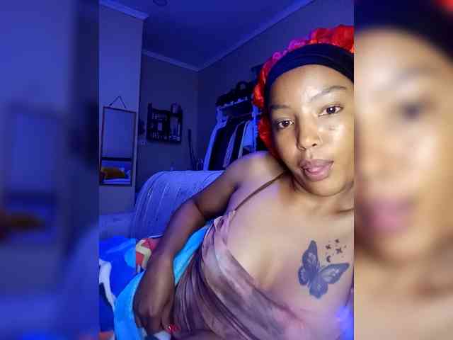 BeautifulGia webcam