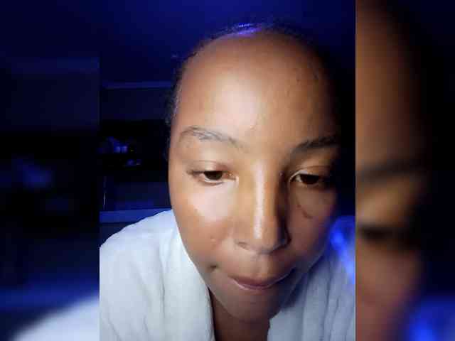 BeautifulGia webcam