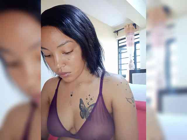 BeautifulGia webcam