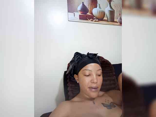 BeautifulGia webcam