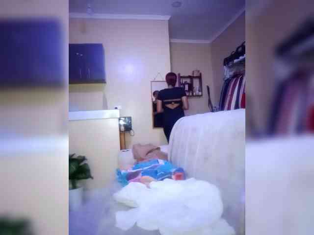BeautifulGia webcam
