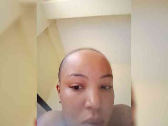 BeautifulGia webcam