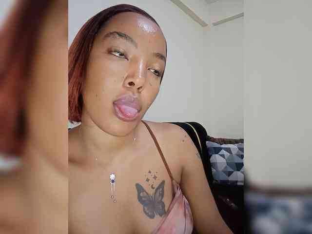 BeautifulGia webcam
