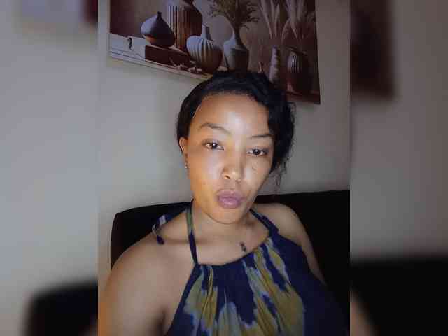 BeautifulGia webcam
