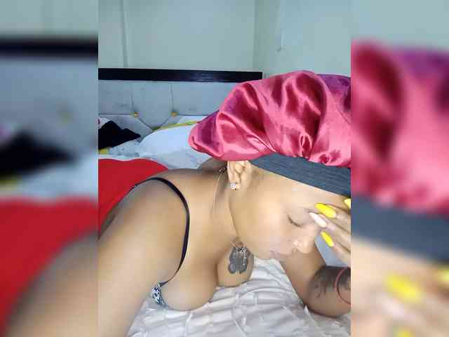 BeautifulGia webcam