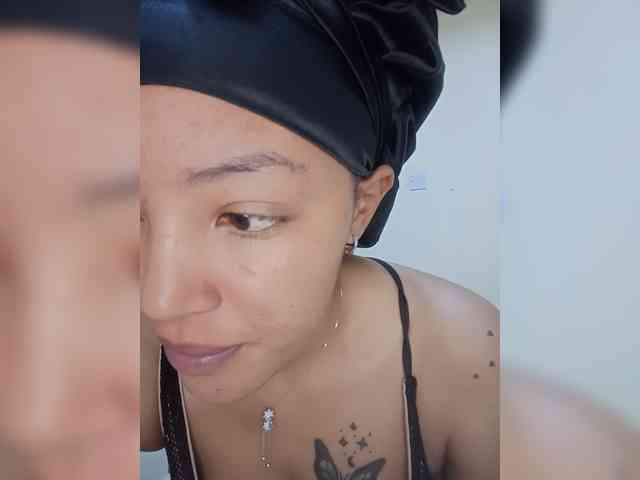 BeautifulGia webcam