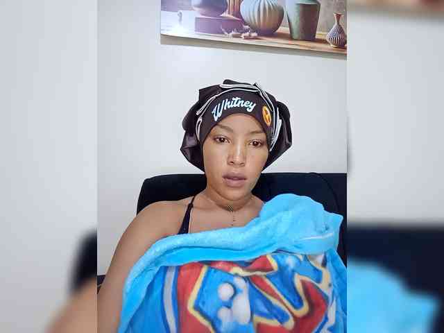 BeautifulGia webcam