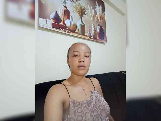 BeautifulGia webcam