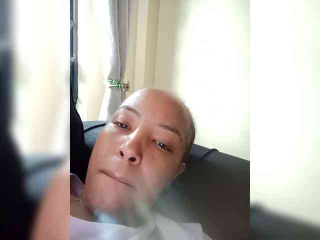 BeautifulGia webcam