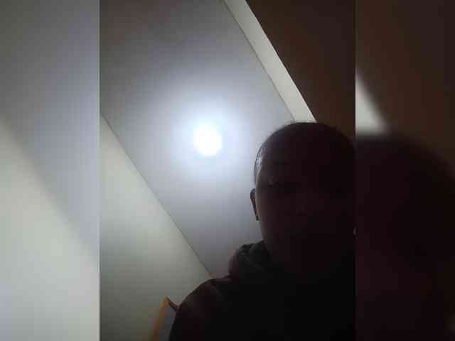 BeautifulGia webcam