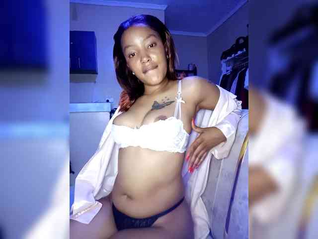 BeautifulGia webcam