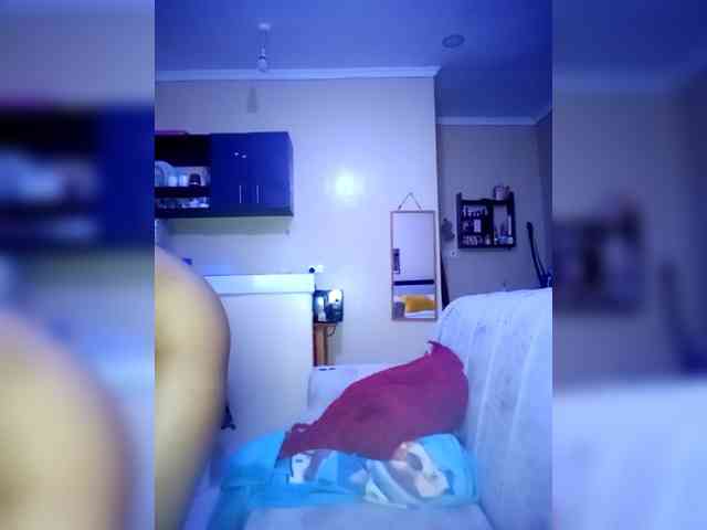 BeautifulGia webcam
