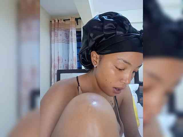 BeautifulGia webcam