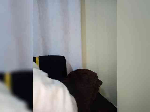 BeautifulGia webcam