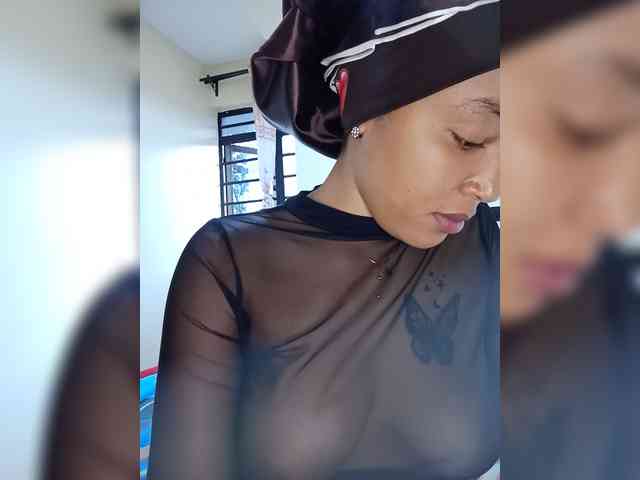 BeautifulGia webcam