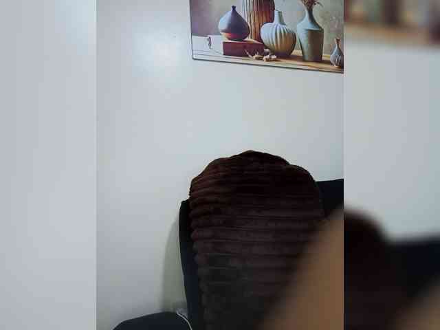 BeautifulGia webcam