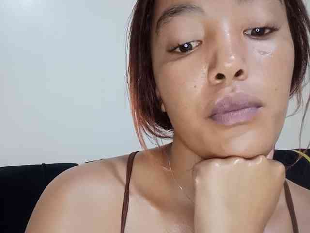 BeautifulGia webcam
