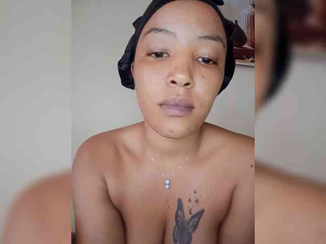 BeautifulGia webcam