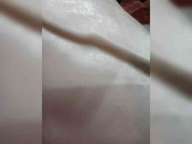 BeautifulGia webcam