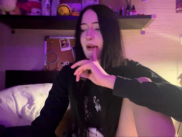 MissKisssy live cam on BongaCams