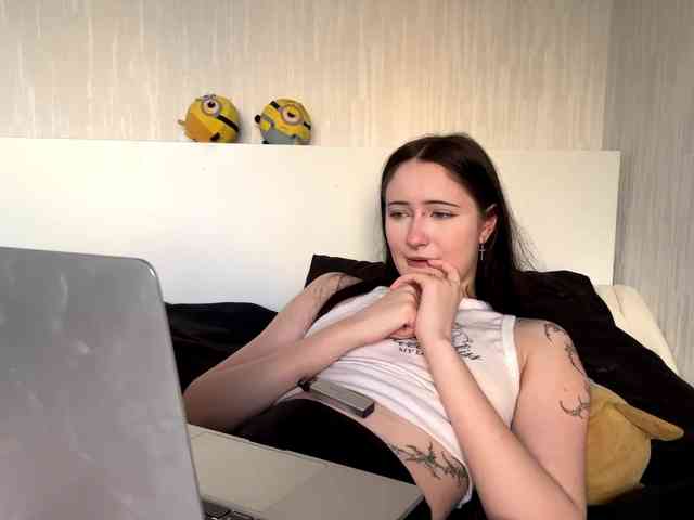 MissKisssy webcam
