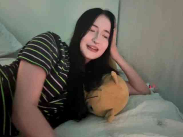 MissKisssy webcam