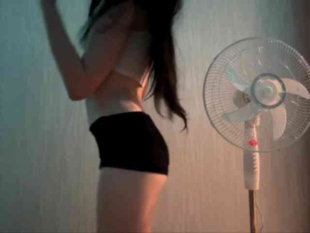 MissKisssy webcam