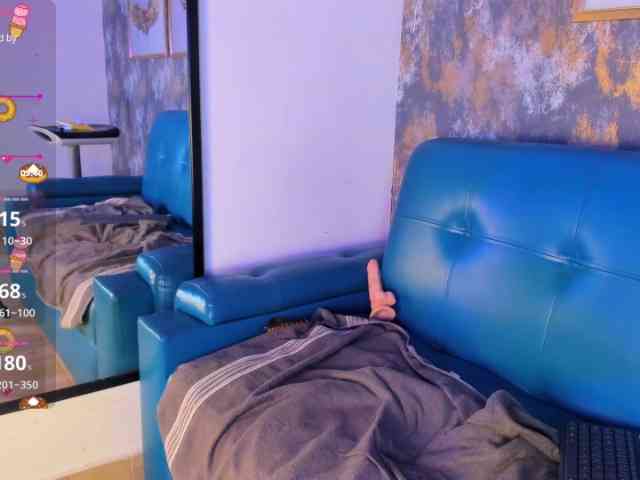 NinaSpence webcam